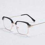 Load image into Gallery viewer, Photochromic Glasses – Auto Darkening, UV400 &amp; Blue Light Blocking
